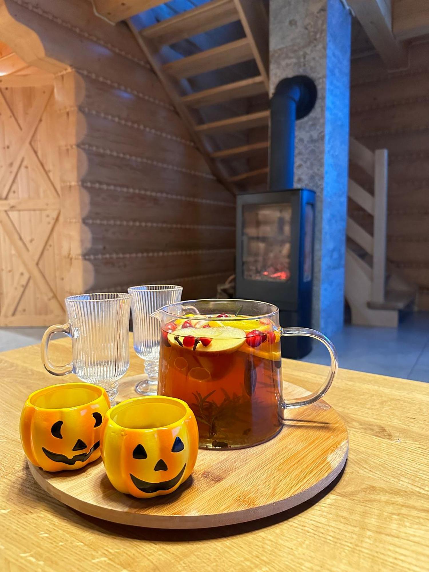 Zloty Gron Log Houses & Apartments イステブナ エクステリア 写真