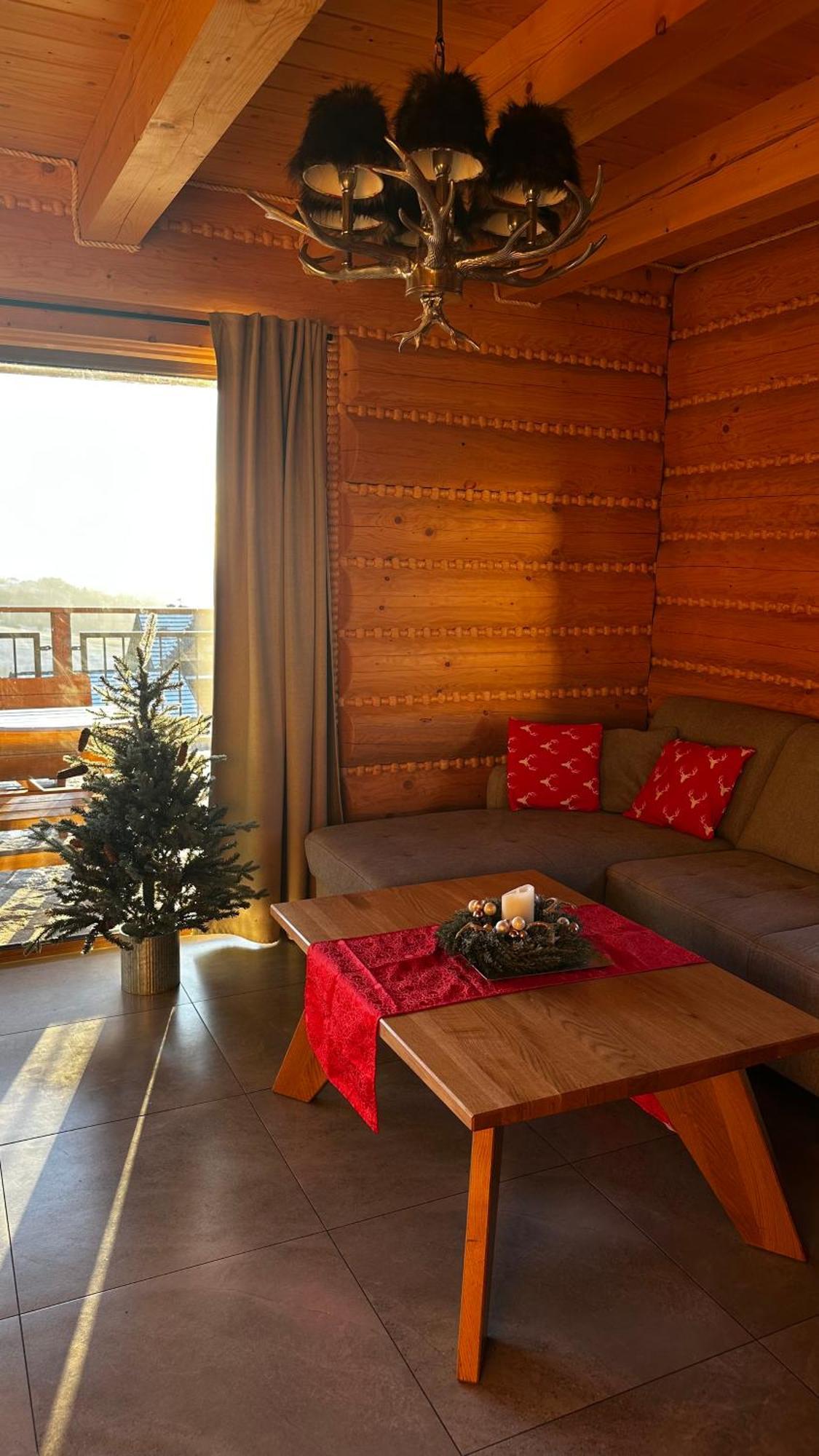Zloty Gron Log Houses & Apartments イステブナ エクステリア 写真