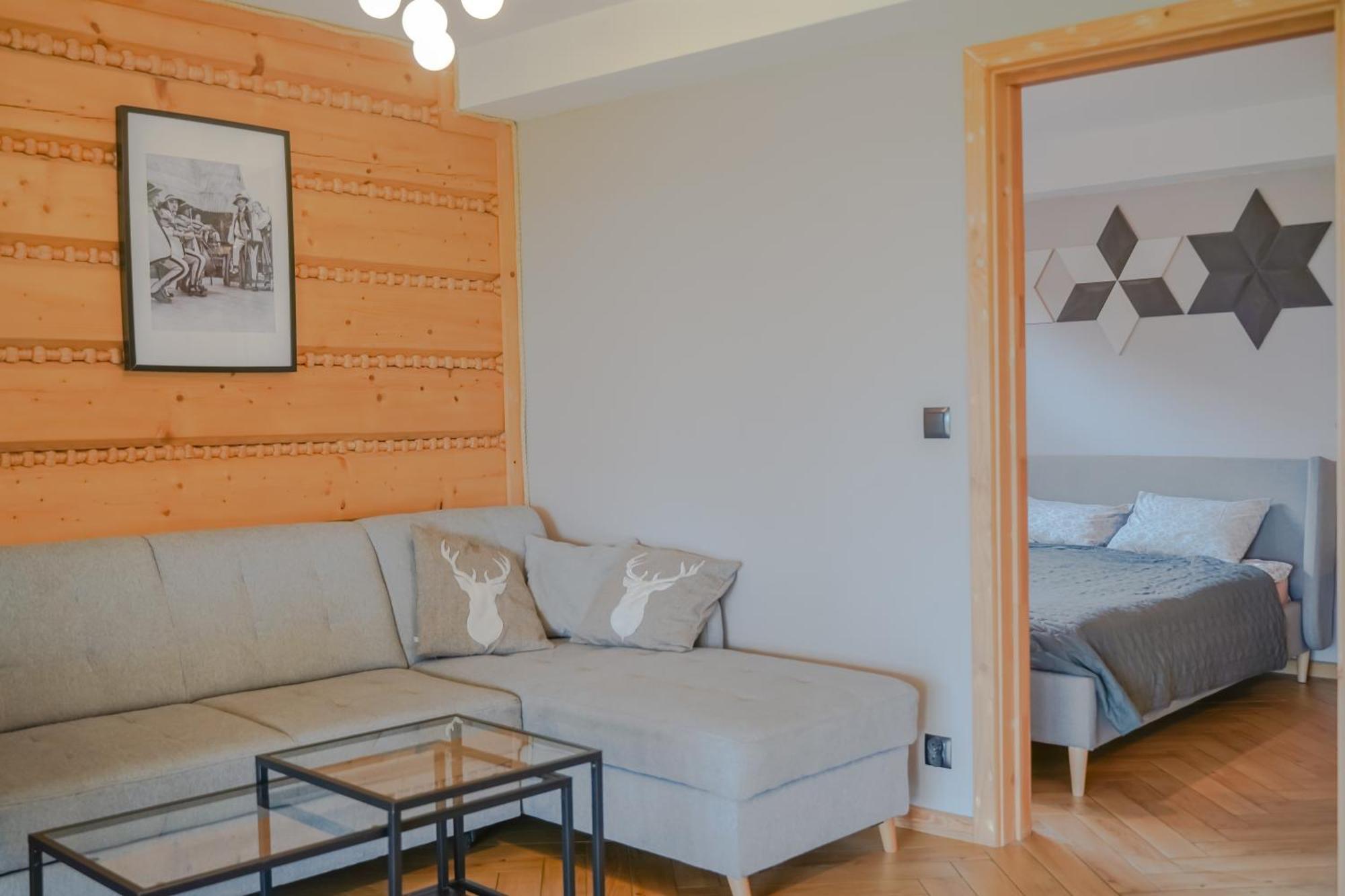Zloty Gron Log Houses & Apartments イステブナ エクステリア 写真