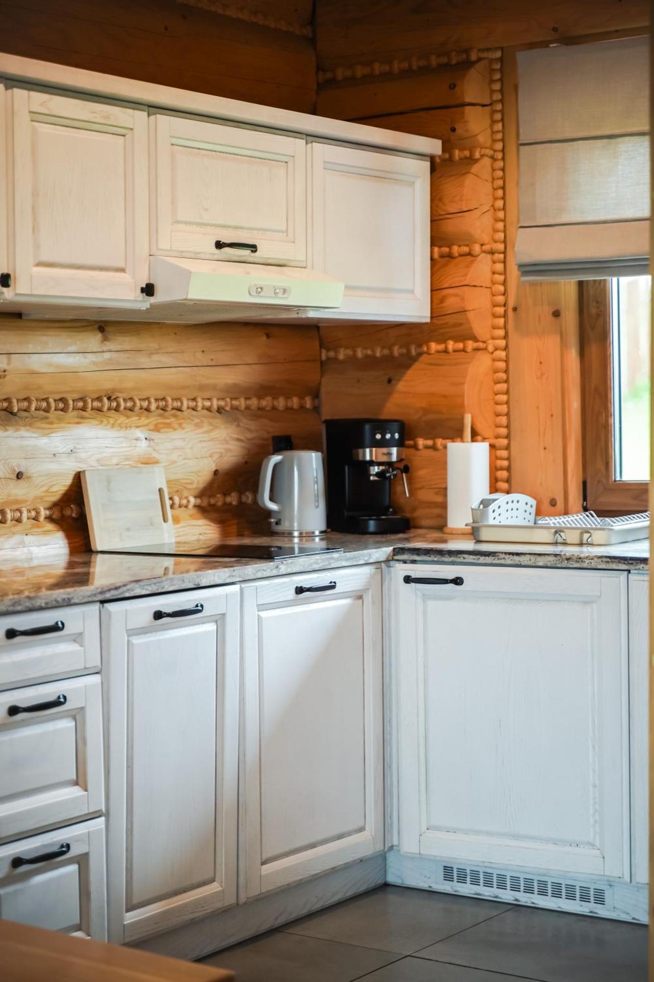 Zloty Gron Log Houses & Apartments イステブナ エクステリア 写真